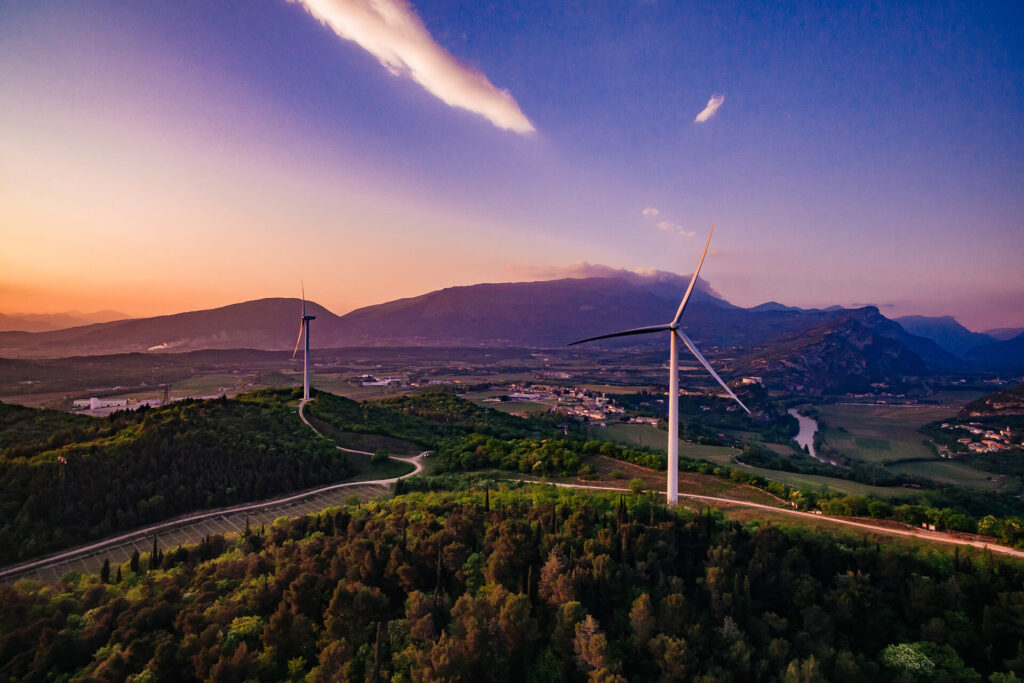 Navigating India’s Renewable Energy Path: Hybrid Systems for Grid Stability and Economic Growth